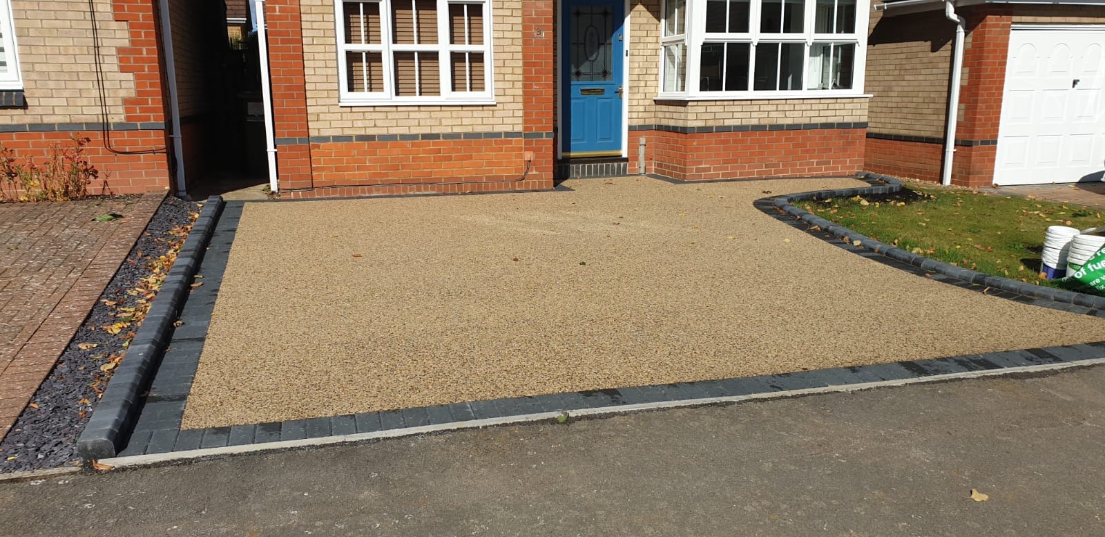 Resin driveway 17